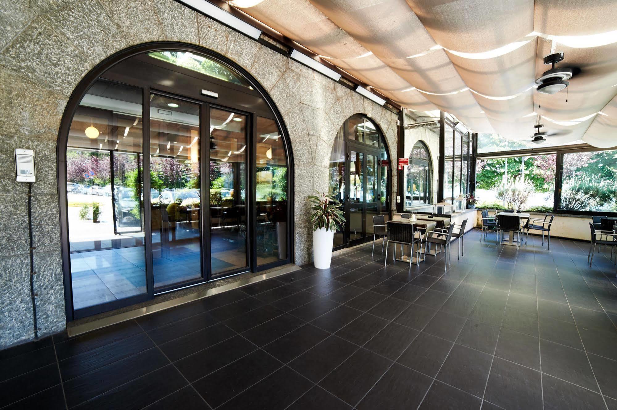 Hotel Giardino Arona Εξωτερικό φωτογραφία